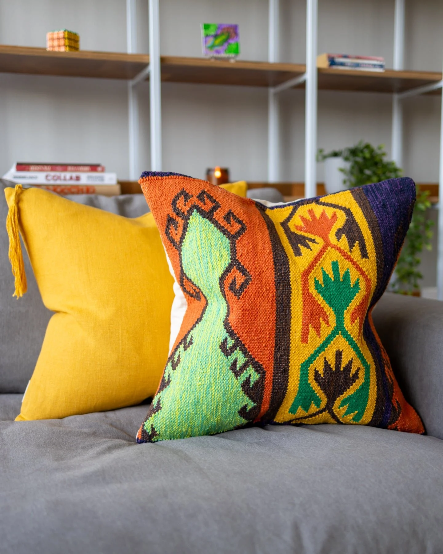 Avik Organic Cotton Kilim Throw Pillow - Image 6