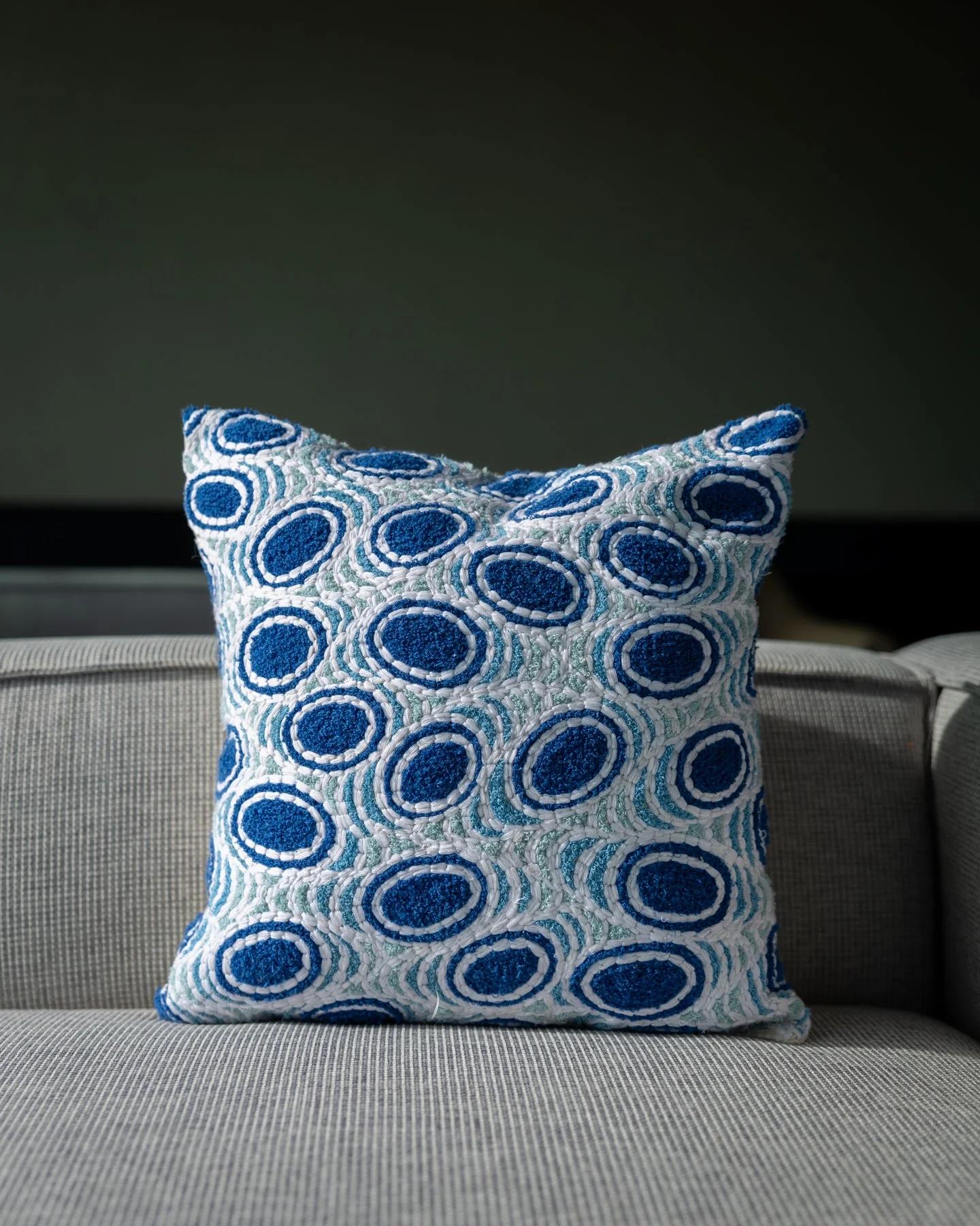 Azzurro Organic Cotton Throw Pillow - Image 4