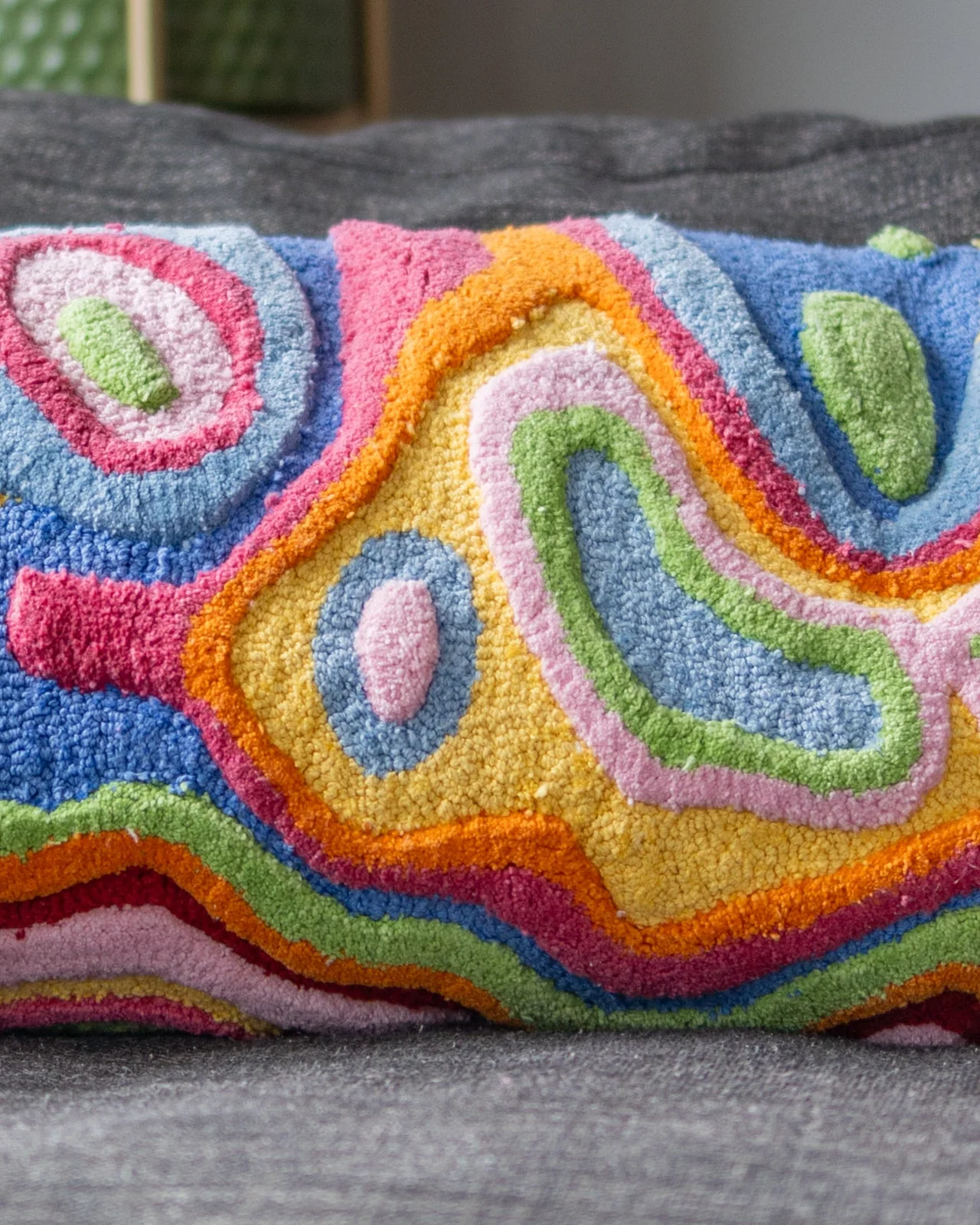 Bellows Organic Cotton Abstract Lumbar Pillow - Image 4