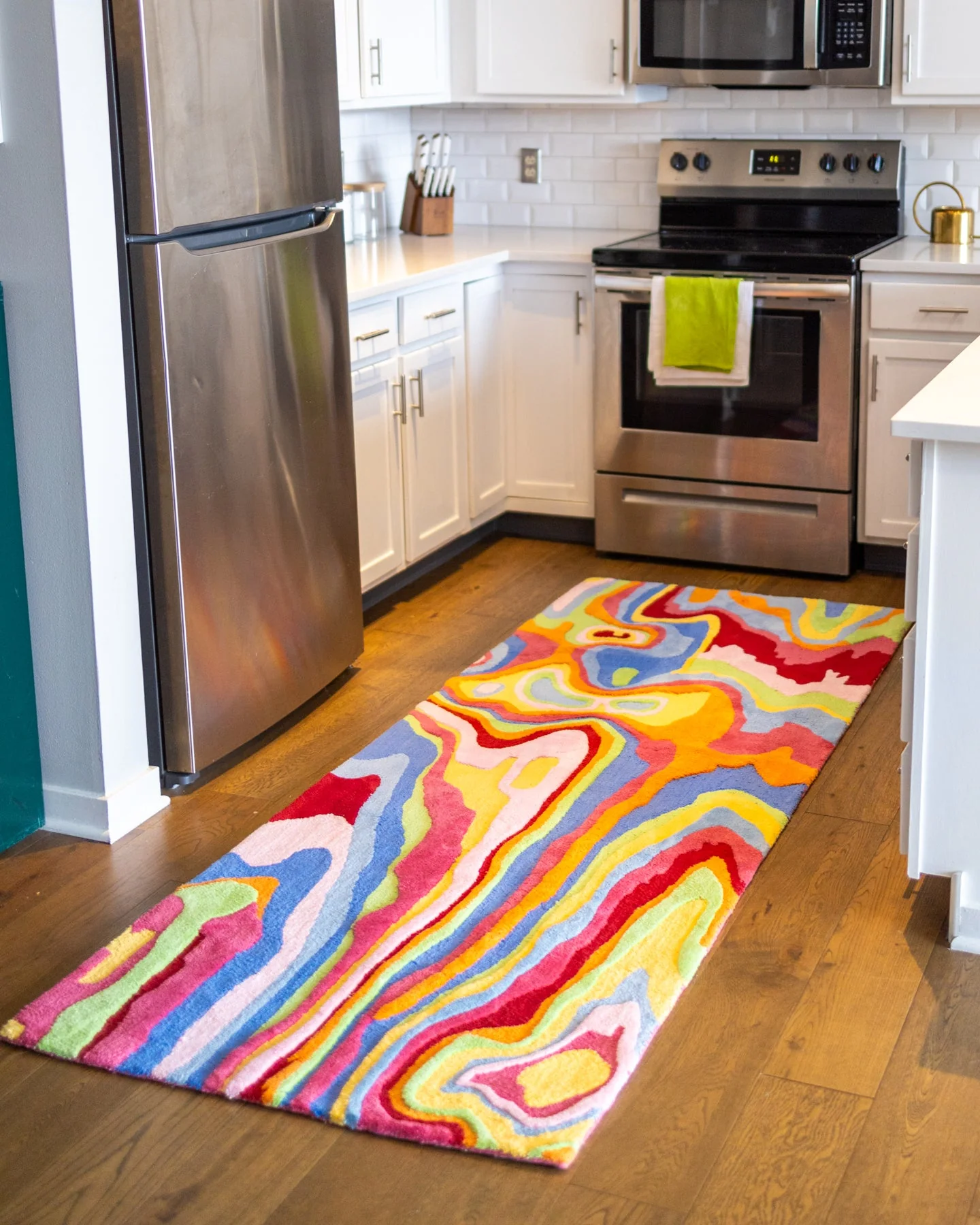 Bellows Organic Cotton Handmade Colorful Tufted Abstract Runner Rug - Image 4
