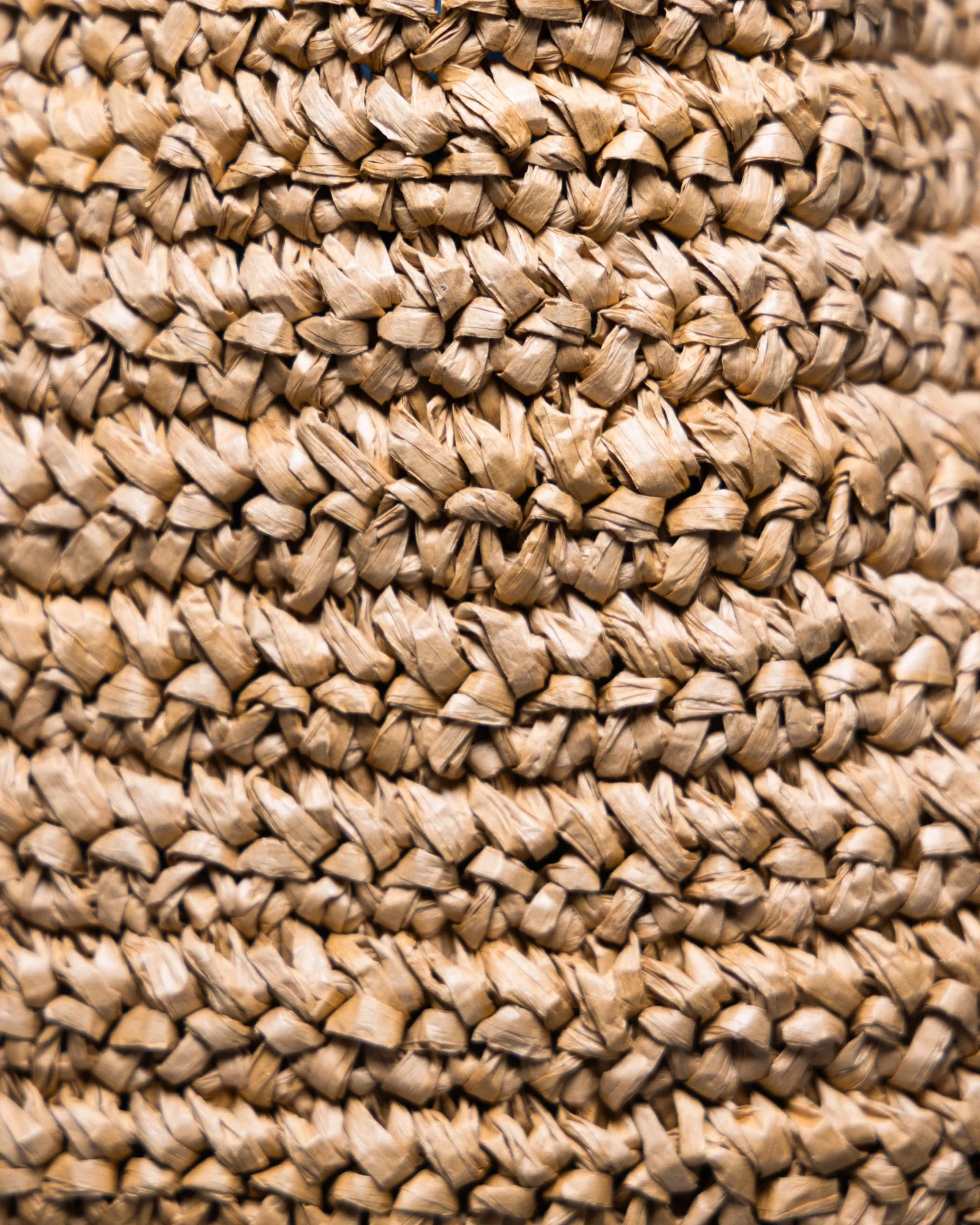 Charlotte Organic Raffia Shoulder Bag - Image 4