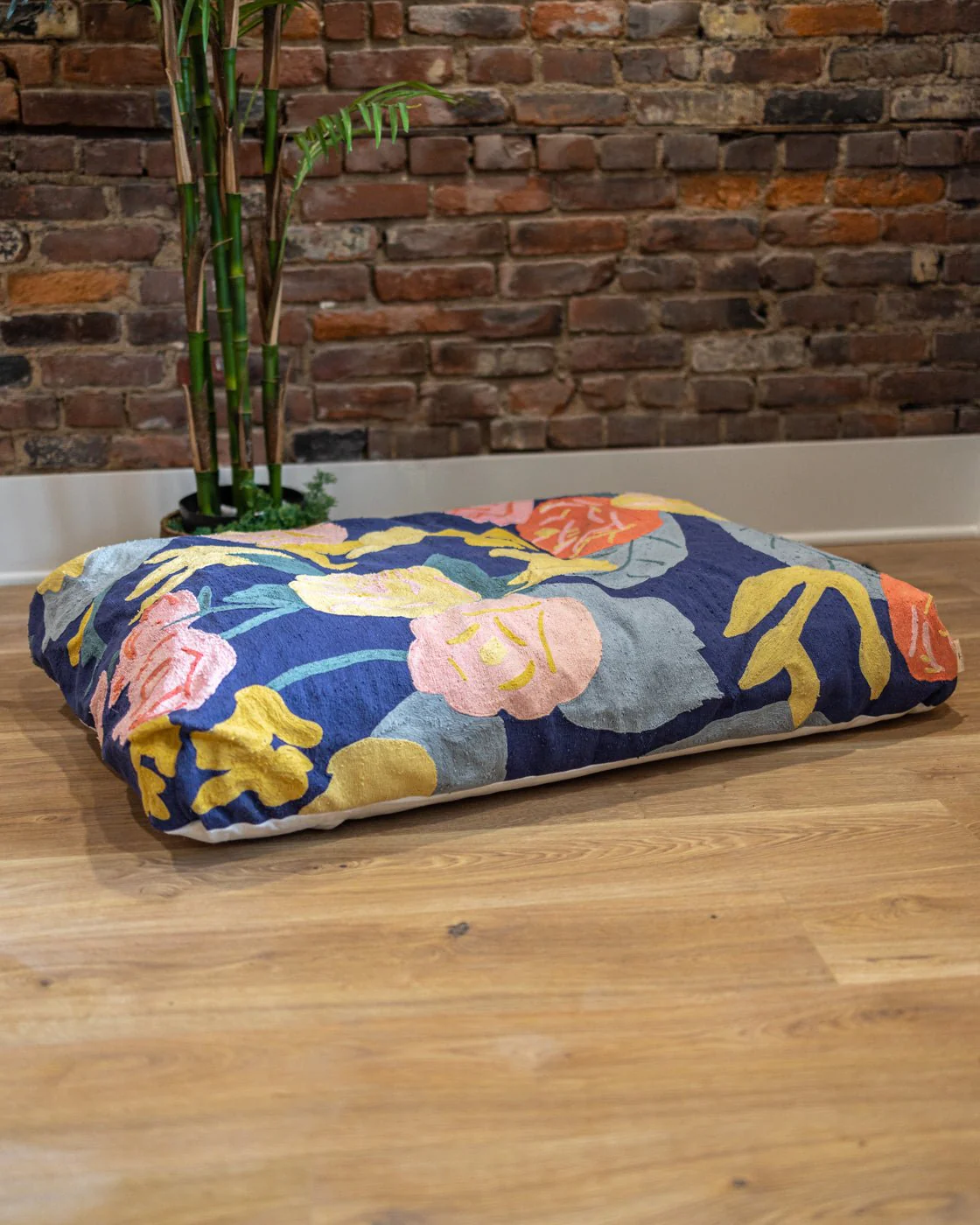 Daisy Organic Cotton Dog Bed - Image 3