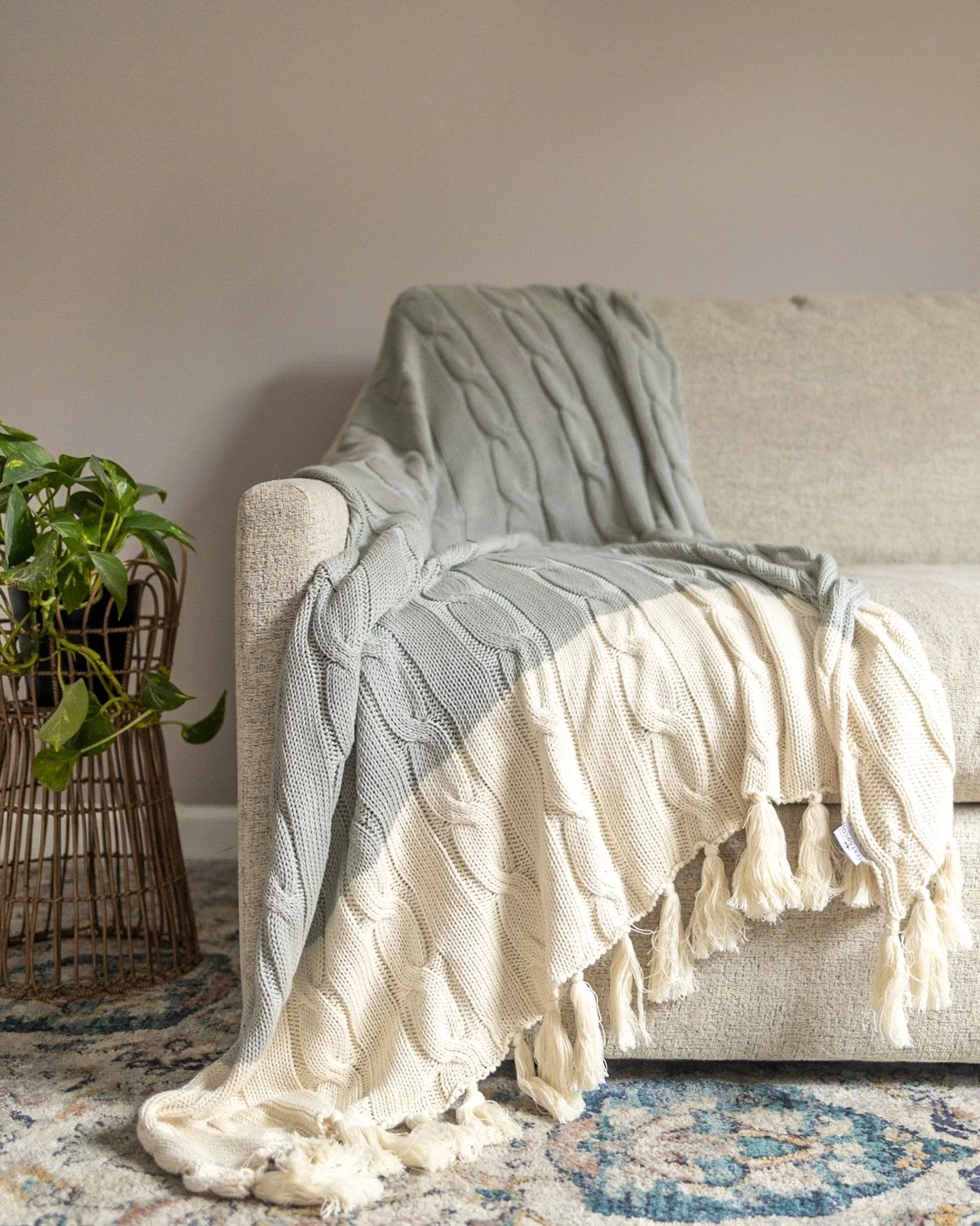 Hudson Organic Cotton Throw Blanket - Image 2