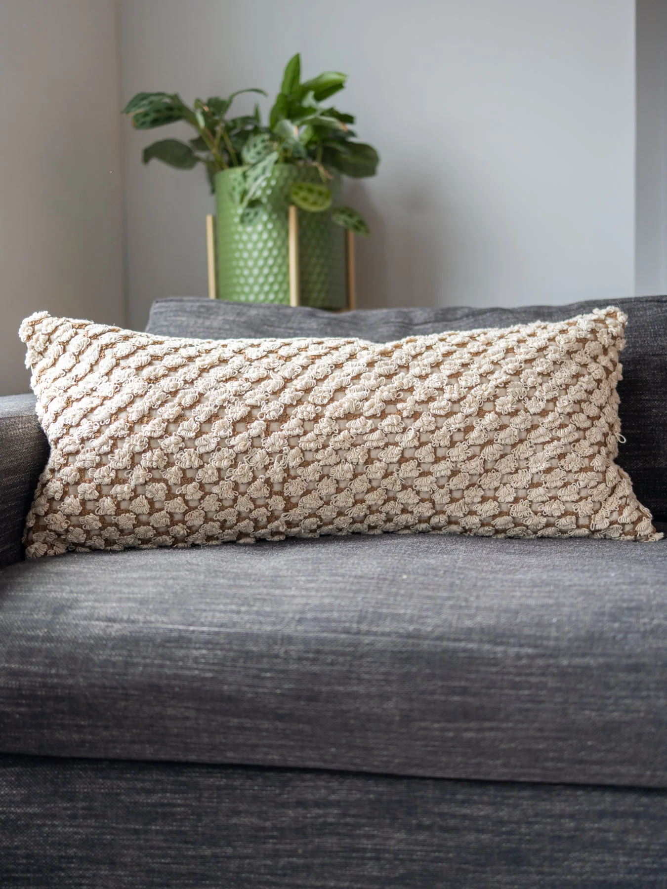Mystery Box 054 - Elm Square & Lumbar - Image 3