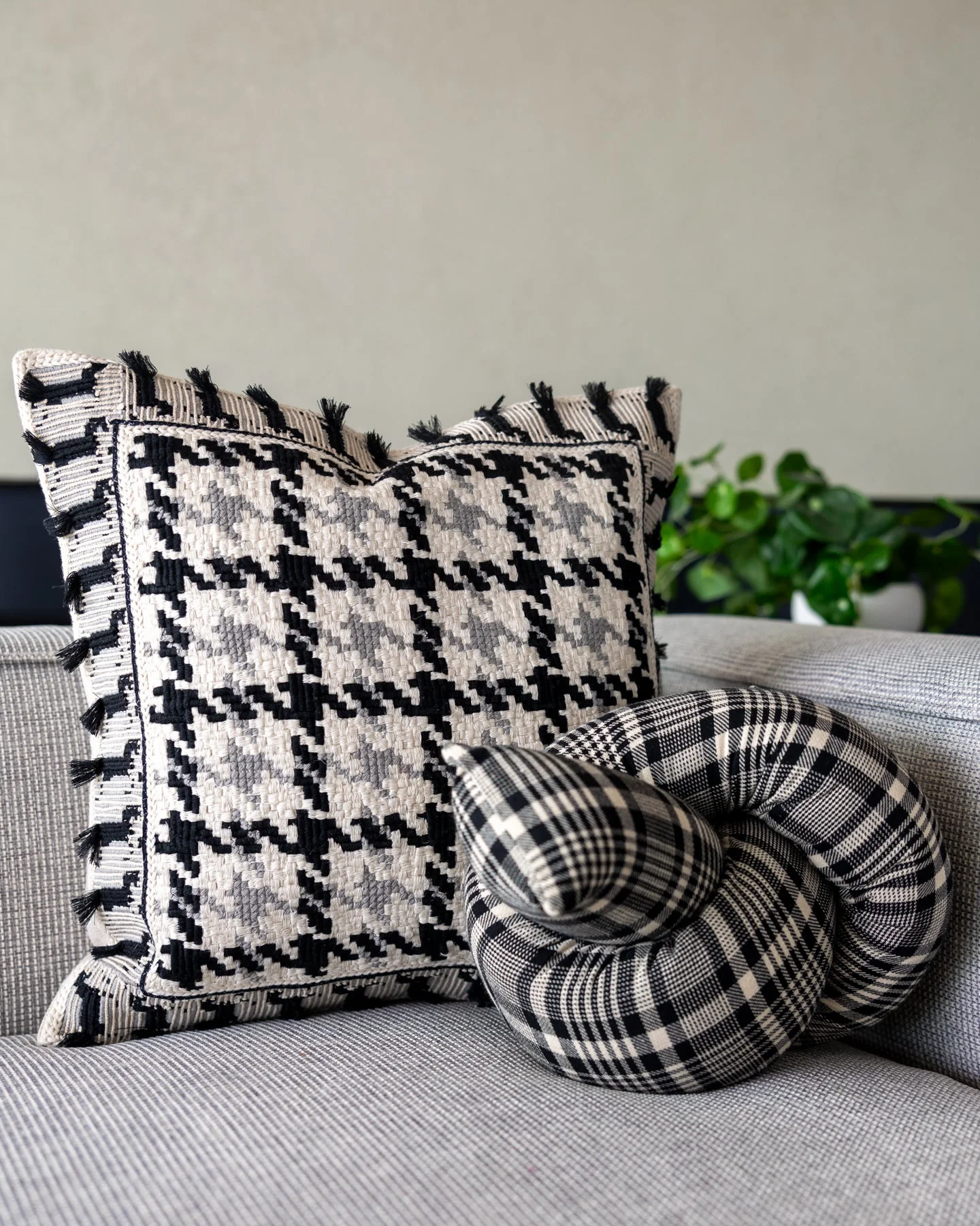 Quillow Handmade Organic Cotton Knot Pillow - Image 3