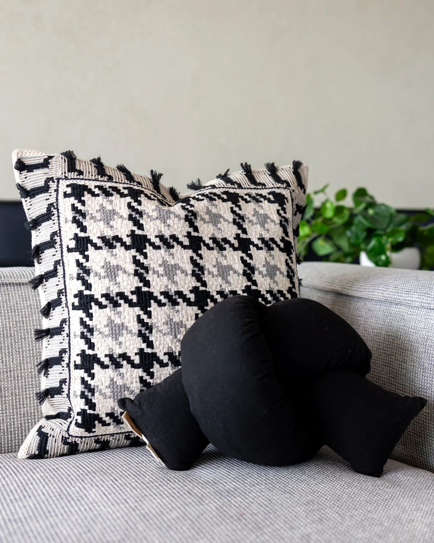 Quillow Handmade Organic Cotton Knot Pillow - Image 6