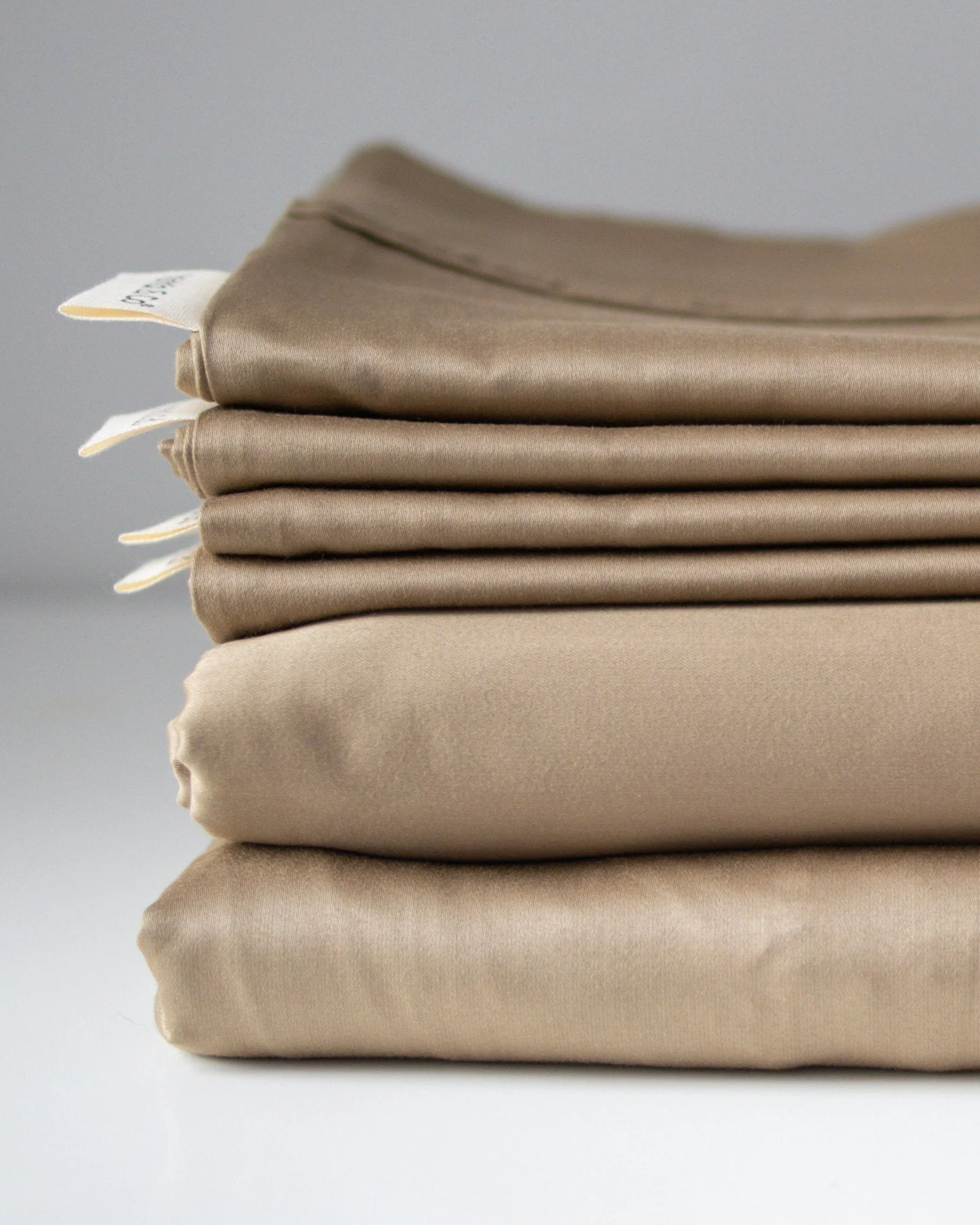 Rosie Organic Cotton Bedding Set - 400 TC - Image 5